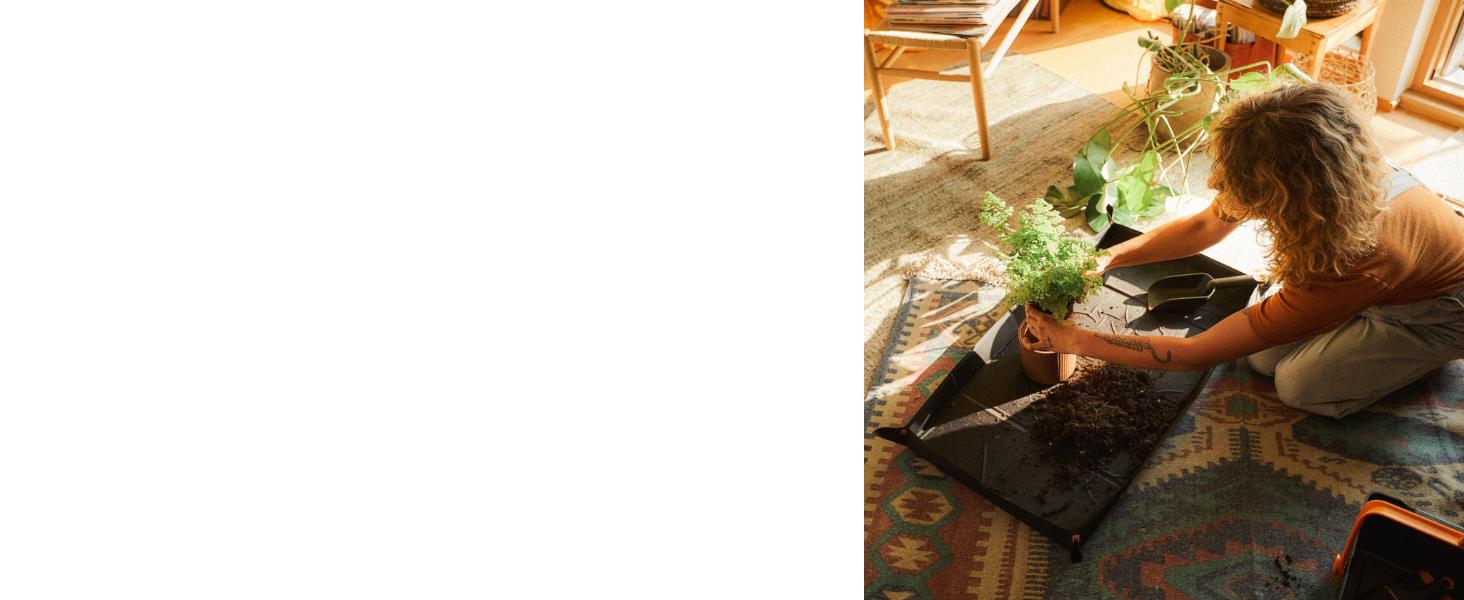 Fiskars Urban Plant Care hand shovel