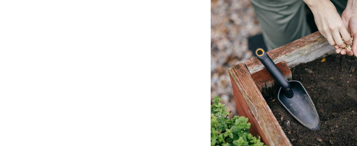 Wide shovel blade with special edge