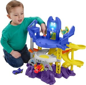 Fisher-Price DC Batwheels Toy Car Race Track Playset
