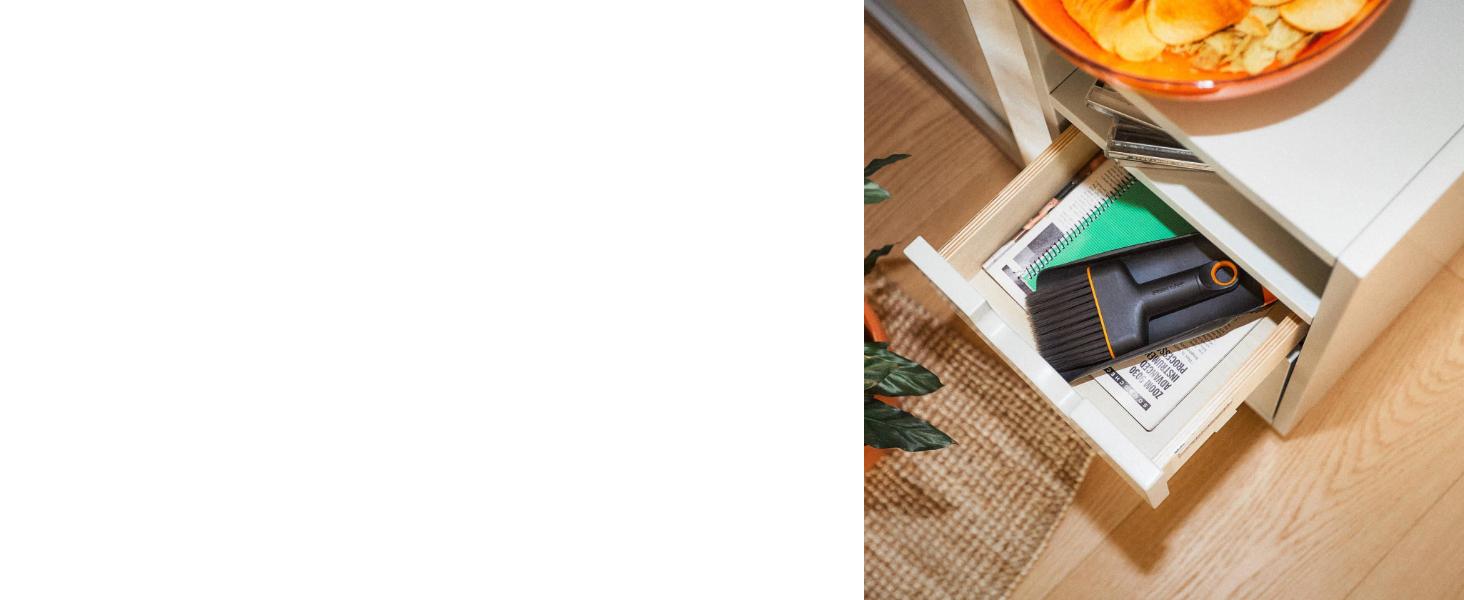 Fiskars Urban Plant Care planting shovel with brush