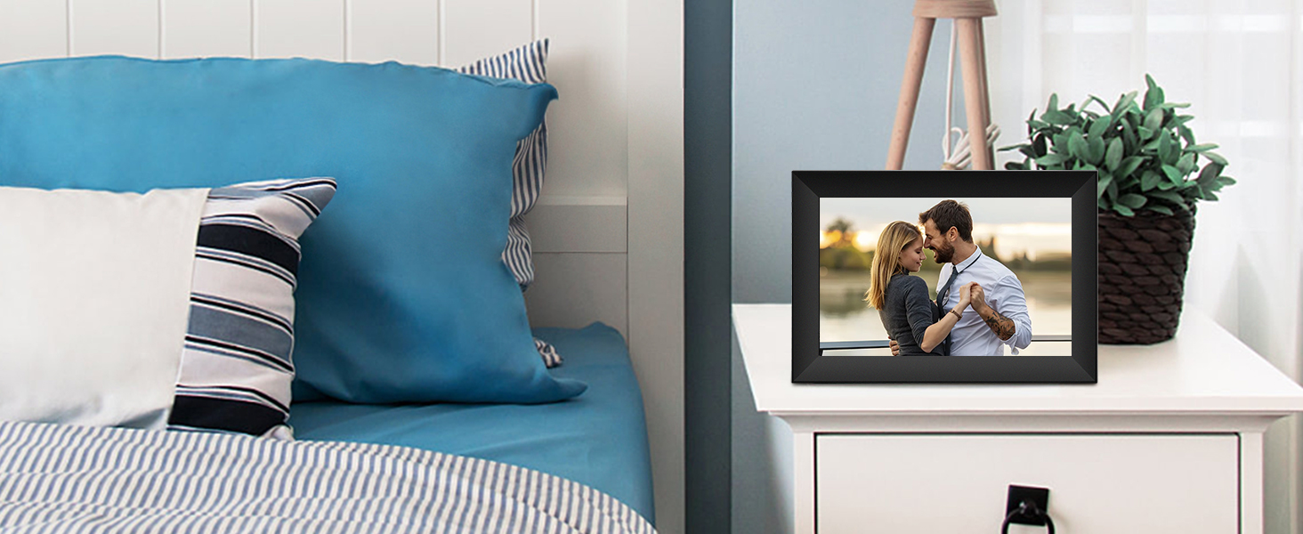 digital picture frame