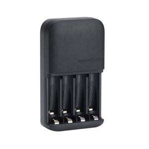 Amazon Basics Battery Charger for Rechargeable AA and AAA NiMh Batteries – UK Plug