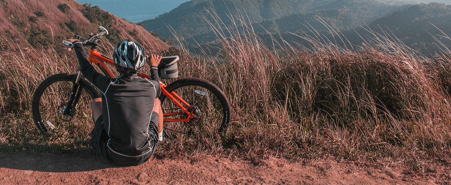 Polarized Cycling Glasses