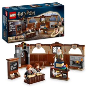 LEGO Harry Potter Hogwarts Castle: Charms Class Set with 3 Minifugures incl. Hermione Granger & Ron Weasley