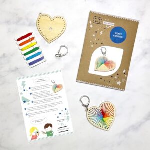 COTTON TWIST Kids Heart Keyring Craft Kit - Children Creative Fun Game Play Set