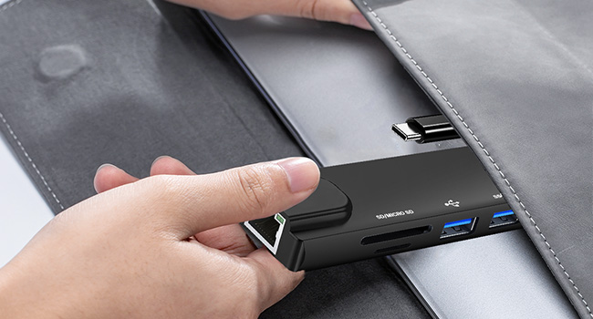USB C hub 4