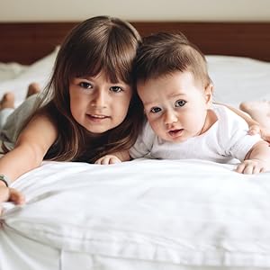 LALENI baby sling for the special bond between mother and child