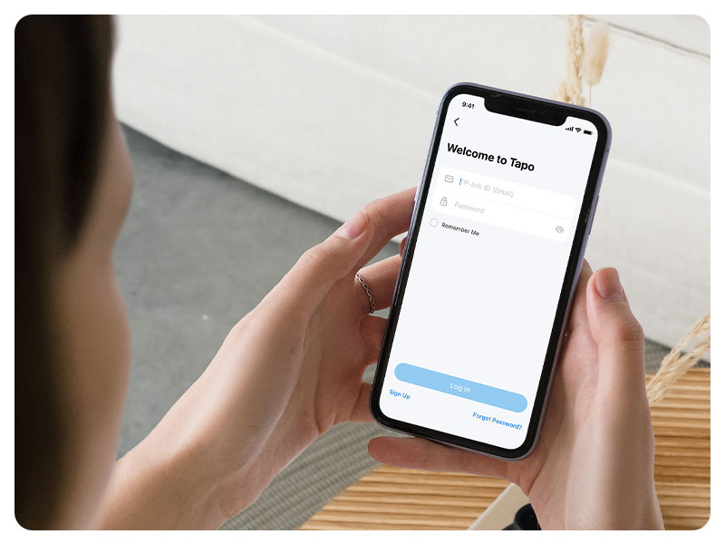 Smart Wire-Free Indoor/Outdoor Security Camera, Superior 2K Visuals, Wire-Free