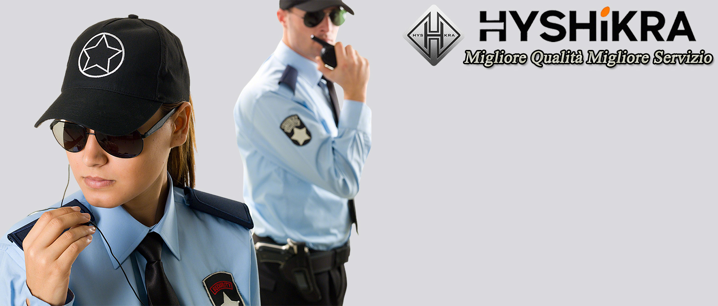 Text reads 'HYSHIKRA'. Product showcase featuring individuals in casual attire against a gray background wearing branded merchandise.
