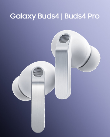 Text reads 'Galaxy S26 Accessori' and 'buy now'. Product marketing image showing smartphone camera accessories in coral and black colors against purple-blue gradient background.